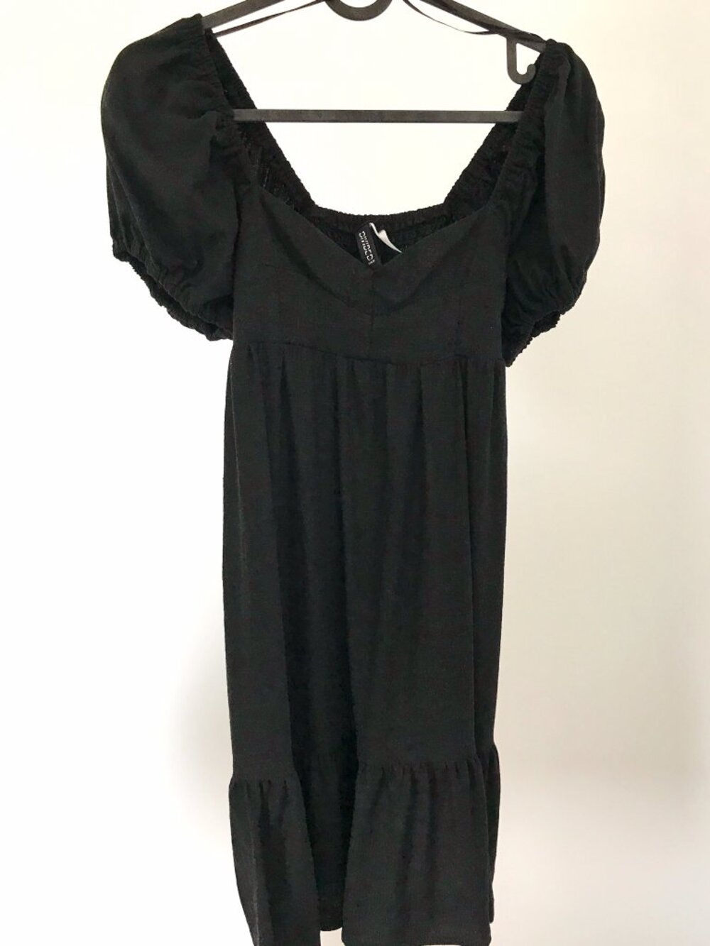 H&M Black Cap Sleeve Mini Dress